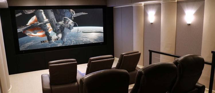 Why You Need Luxury Theatre Seating For Your Home Cinema Set Up Homesgofast Com