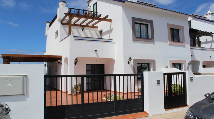Property for sale in corralejo, Spain - HomesGoFast.com