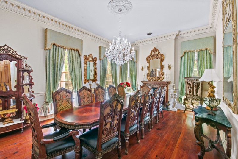 One of 3 dining rooms